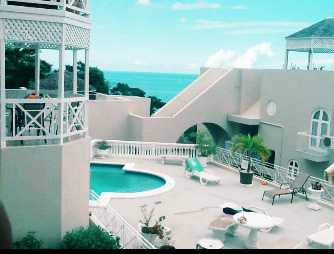 Sky Castles Apt H6 Ocho Rios Buitenkant foto