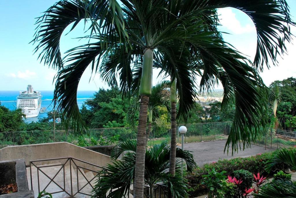 Sky Castles Apt H6 Ocho Rios Buitenkant foto